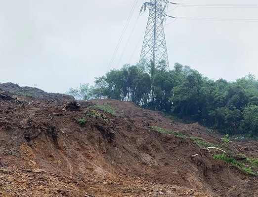 马鞍山市人头矶场地平整控制爆破安全监测
